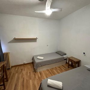 Habitación con 2 Camas Individuales